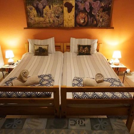 Okahandja Guesthouse Exterior photo
