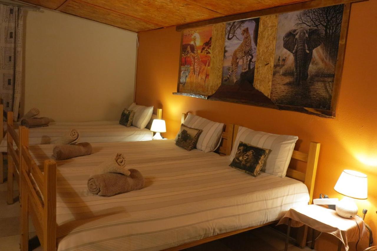 Okahandja Guesthouse Exterior photo